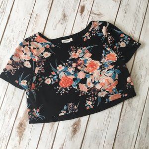 BCNU Floral Crop Top